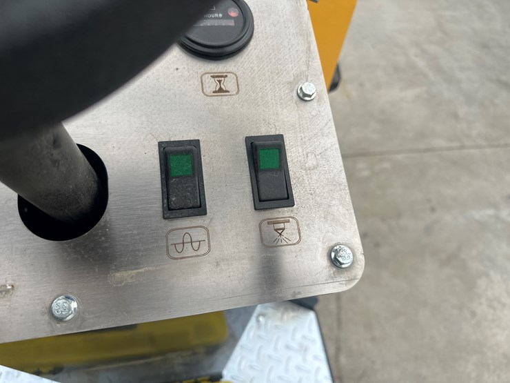 #5112-•-unused-sl1000-dual-drum-roller-compactor-image-11