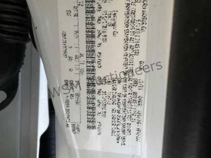 2014-ford-focus-se-sdn-image-16