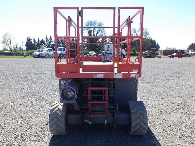 2018-skyjack-sj6826rt-image-6