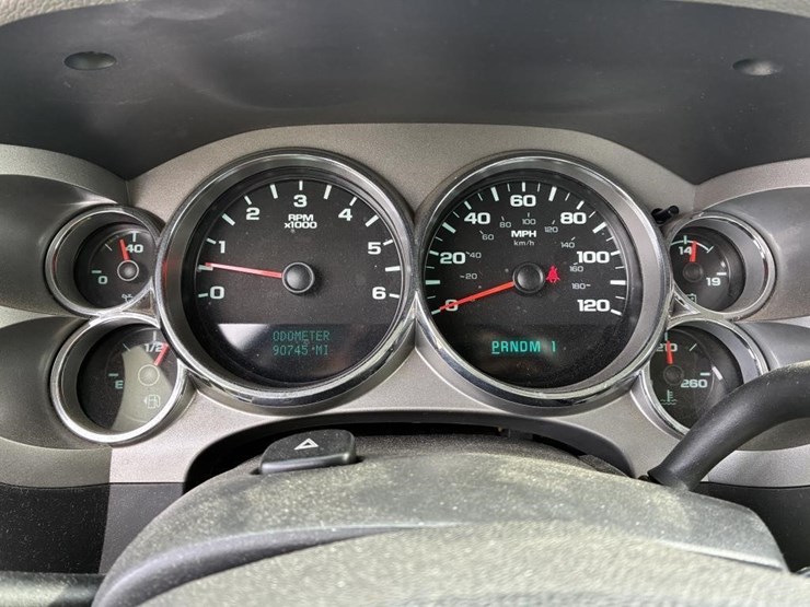 2012-gmc-sierra-3500-image-15