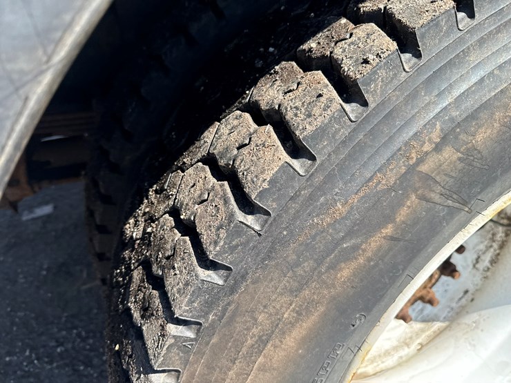 2014-international-4300-sba-image-56