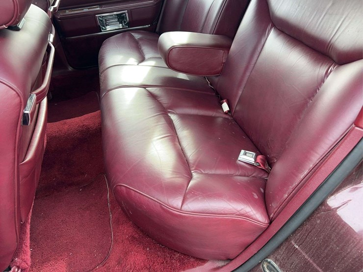 1989-lincoln-town-car-image-62