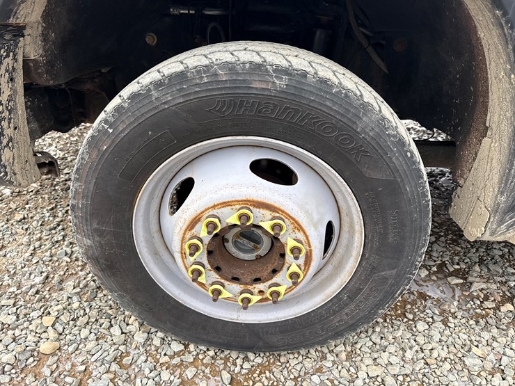 2015-ford-f550-image-71