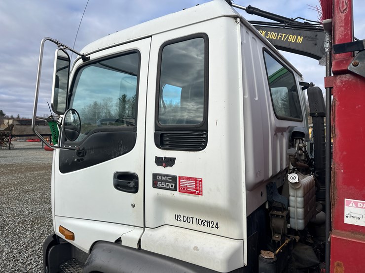 2000-gmc-t6500-image-10