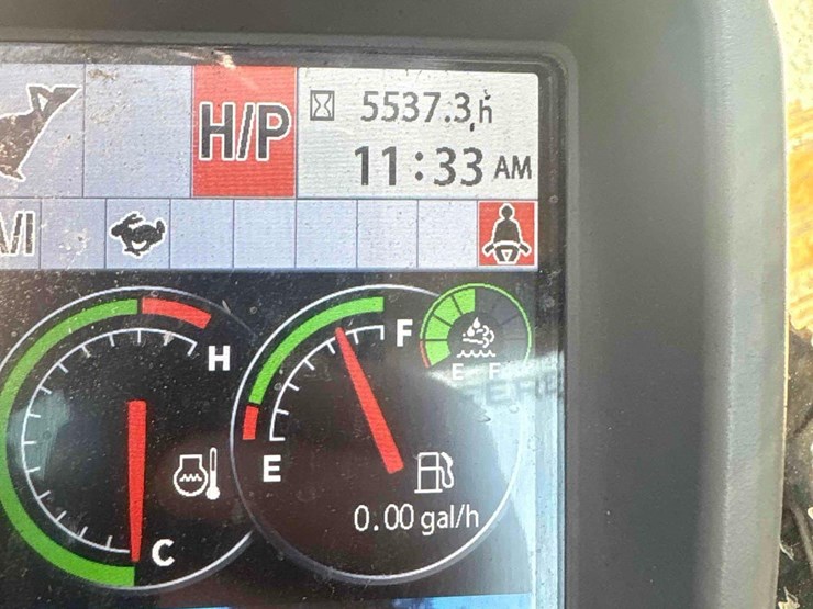 2020-deere-350g-lc-image-3