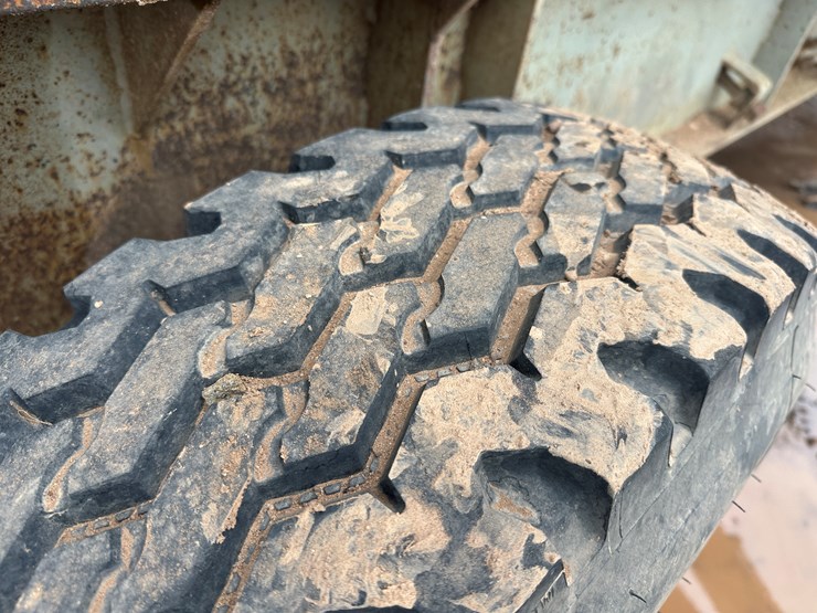 massey-ferguson-8-image-110