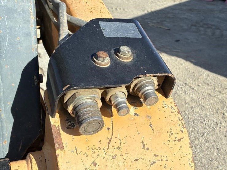 2018-mustang-1900r-image-8