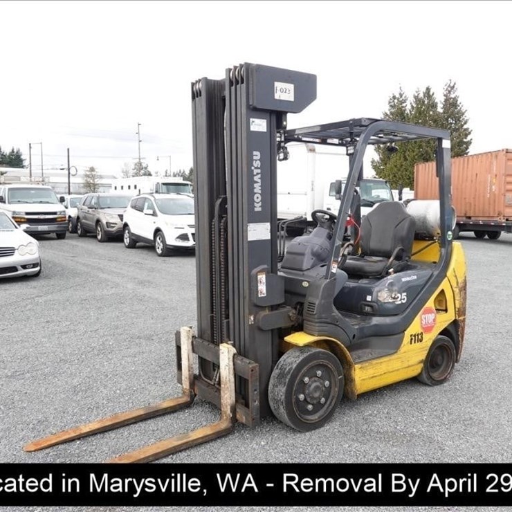 2013 KOMATSU FG25ST-16