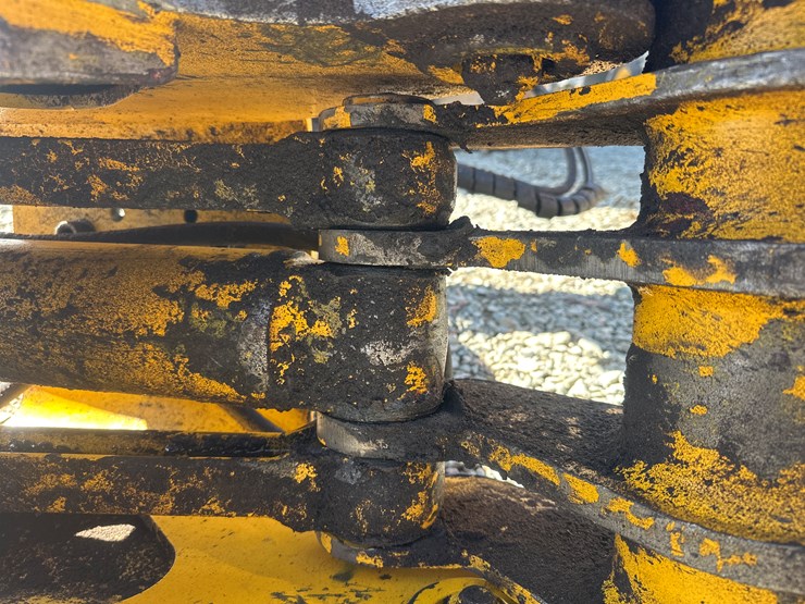 2007-timberpro-tf830-image-33