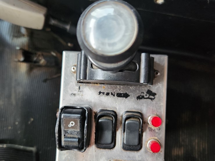 2016-kenworth-t400-image-66