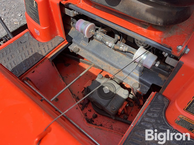 2018-kubota-zd1211-image-12