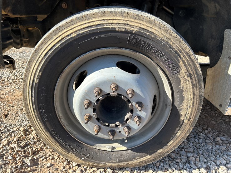 2012-ford-f550-image-53