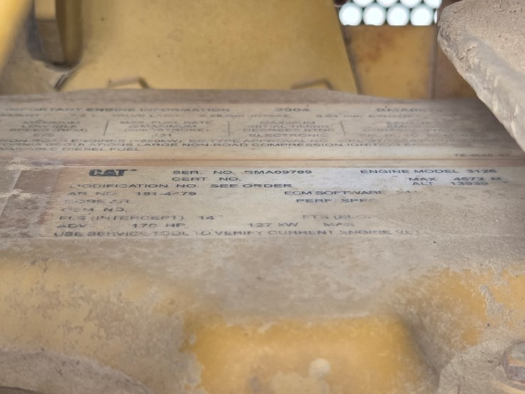 caterpillar-d6n-xl-image-22