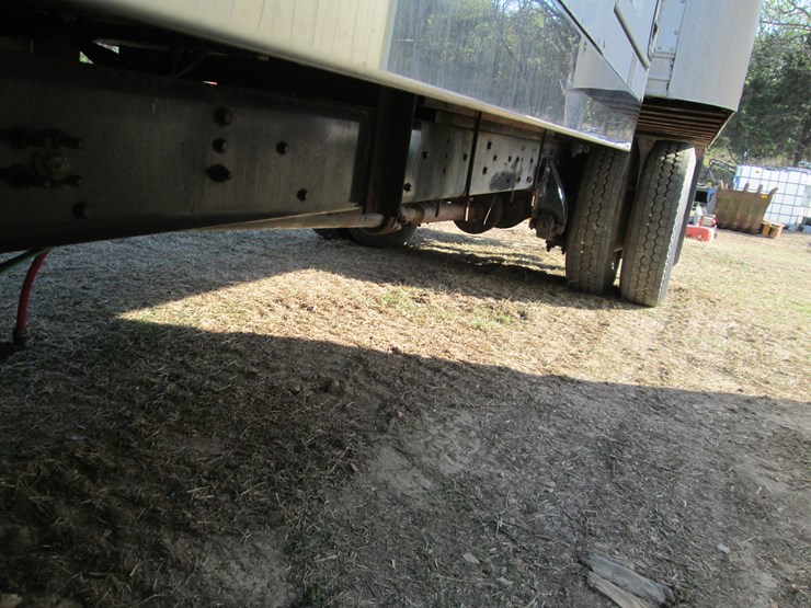 2005-caterpillar-c7-image-28