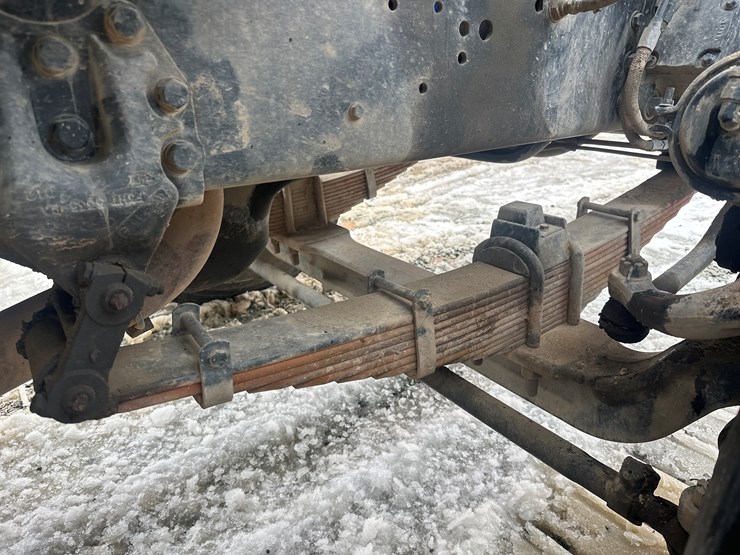 1997-massey-ferguson-8-image-53