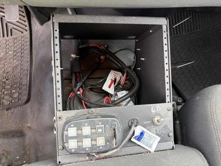 2012-gmc-sierra-2500-image-19