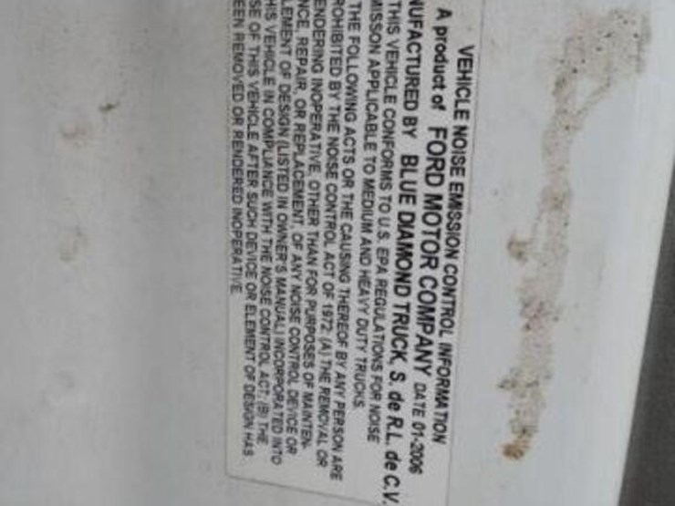 2006-ford-f650-xlt-image-10