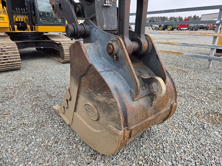 deere-160g-lc-image-12