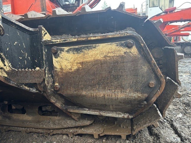 2017-tigercat-lx830d-image-9