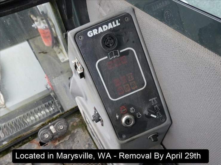 2009-gradall-xl3100-image-15