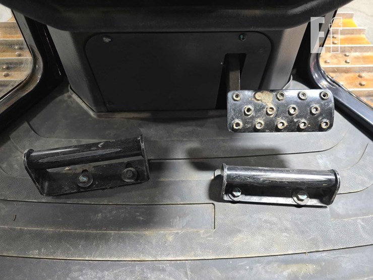 2022-caterpillar-d3-image-17