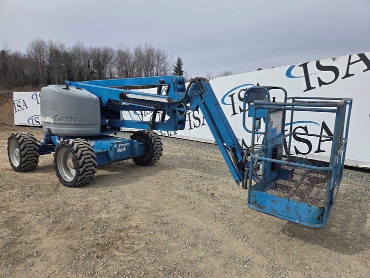 2005-massey-ferguson-8-image-3