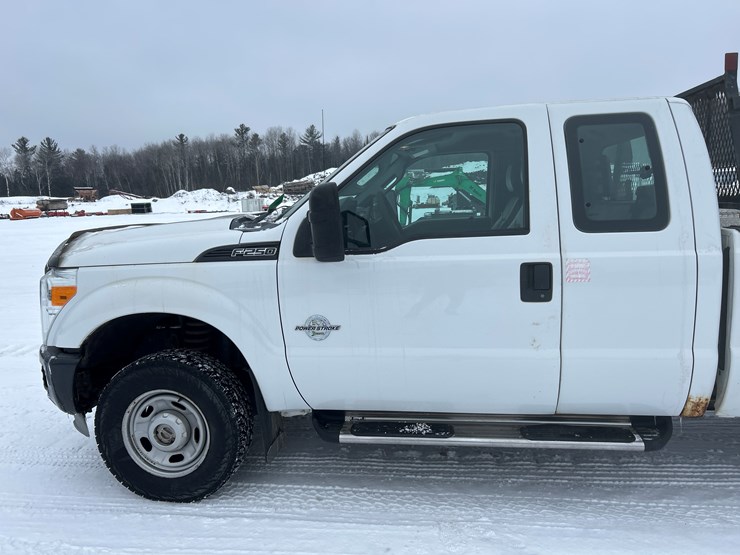 2013-ford-f250-image-16