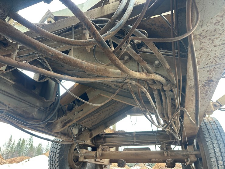 massey-ferguson-8-image-99