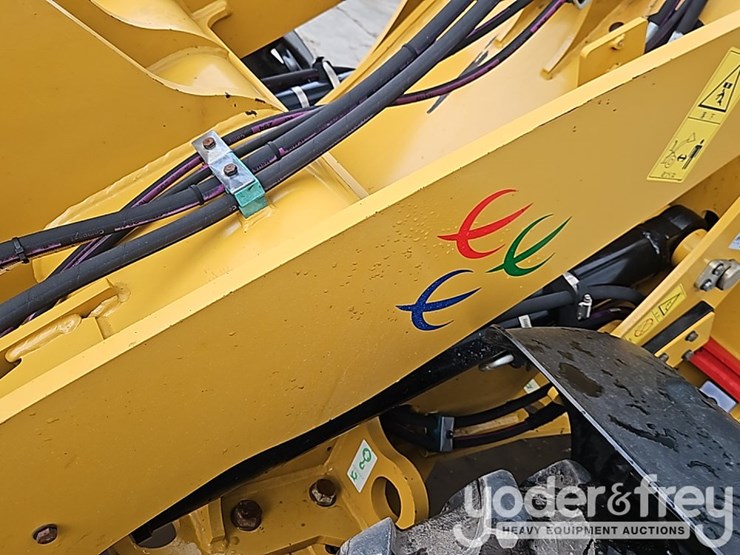 2016-caterpillar-907m-image-17