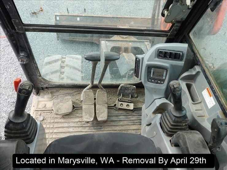 2015-kubota-kx080-4-image-7