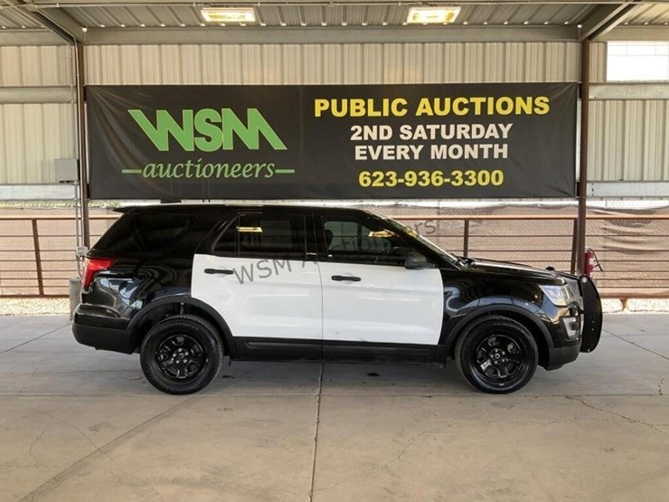 2017-ford-explorer-image-1