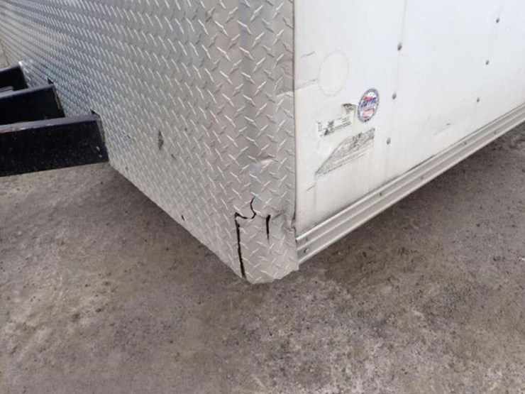 2011-car-mate-trailers-24-ft-t/a-enclosed-trailer-image-14