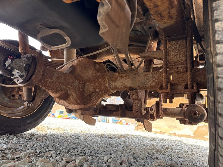 2011-ford-f350-image-27