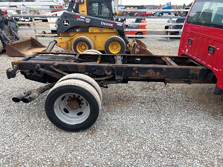 2008-ford-f550-xl-image-16