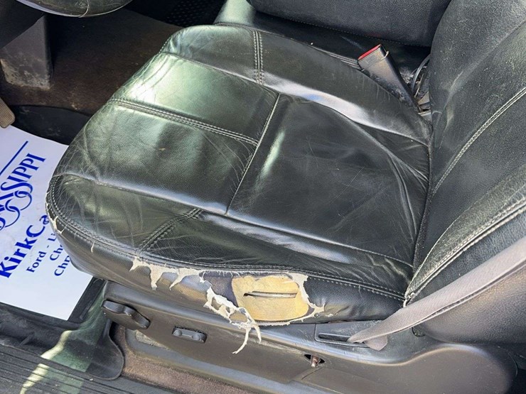 2013-chevrolet-silverado-1500-image-11