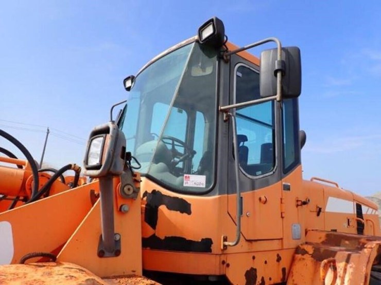 2010-doosan-dl250-image-19