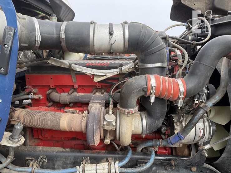 2005-kenworth-w900-image-52