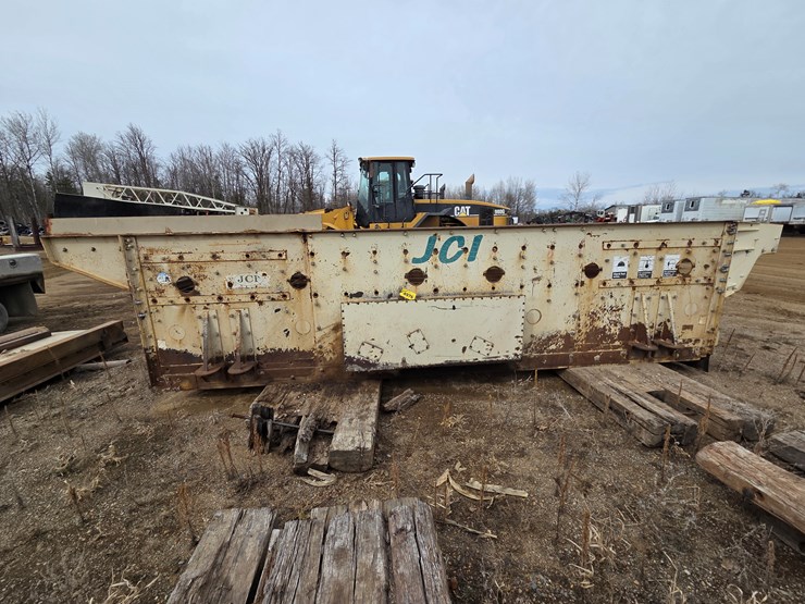 #4976-•-jci-20'x6'-triple-deck-screener-image-2