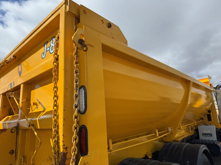 2009-international-workstar-7500-image-33