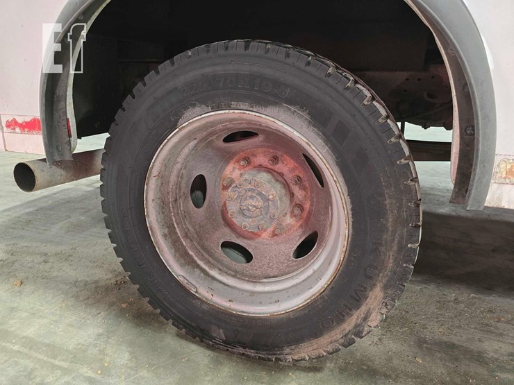 1999-ford-f450-image-27