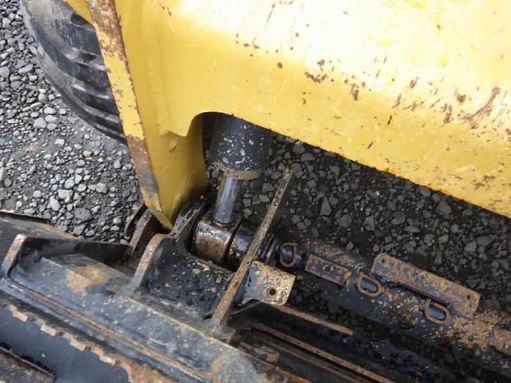 2020-caterpillar-226d3-image-18