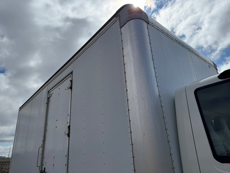 2007-international-durastar-4200-image-16