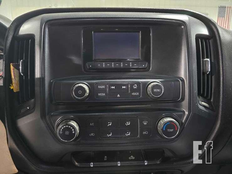 2015-chevrolet-silverado-1500-image-14