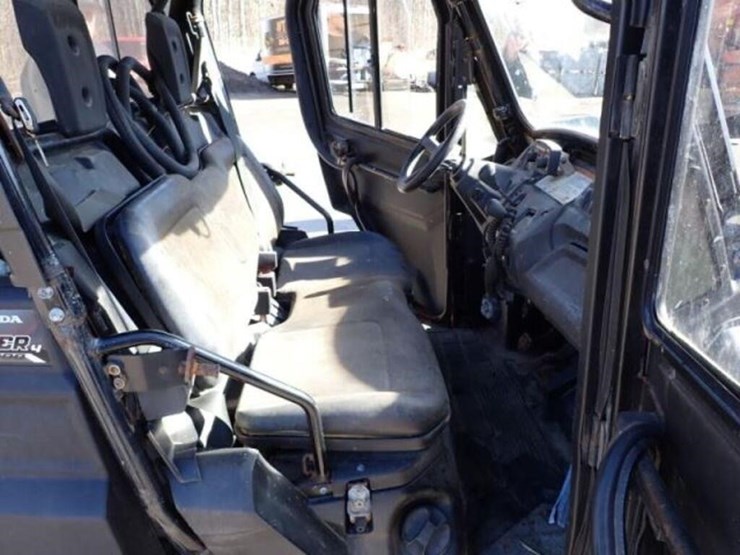 2015-pioneer-4x4-image-20