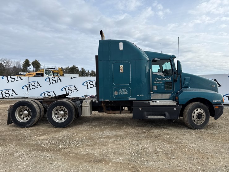 2002-kenworth-t600-image-6