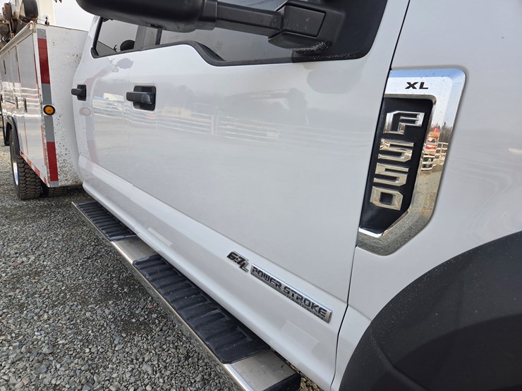 2018-ford-f550-xl-image-15