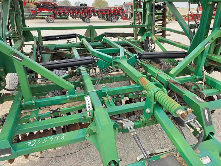 2014-great-plains-4000tm-image-4