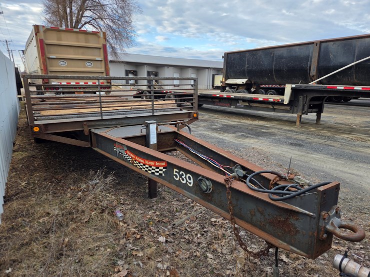 #2358-•-2006-iron-steer-8r20hdi-roll-off-trailer-image-5