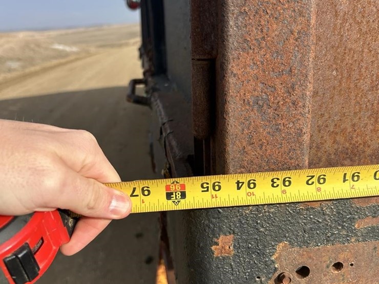 2002-international-4700-image-16