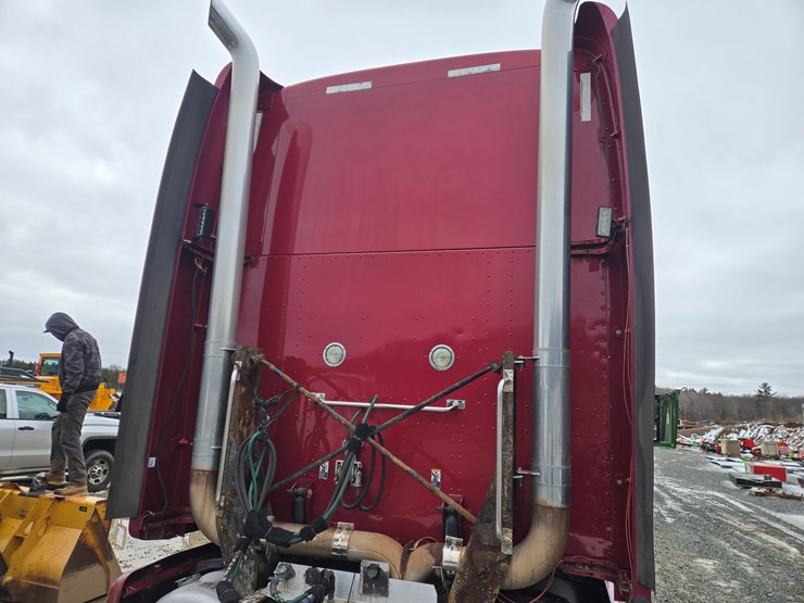 2007-peterbilt-387-image-24